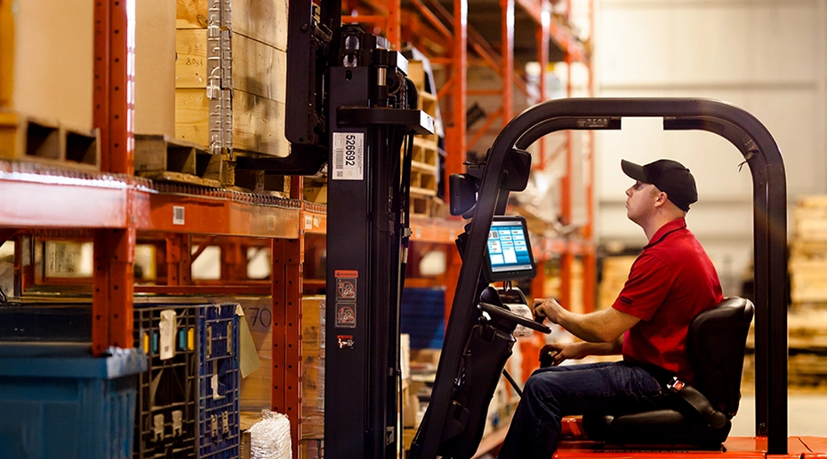 Success Case: Forklift Tablets for Logistics Operations
