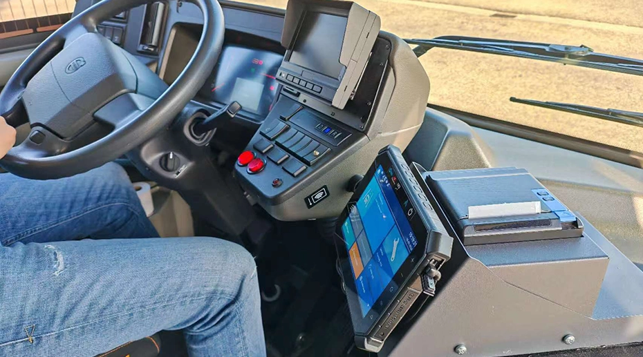 Bus onboard network with M12 Ethernet rugged tablet for real-time diagnostics
