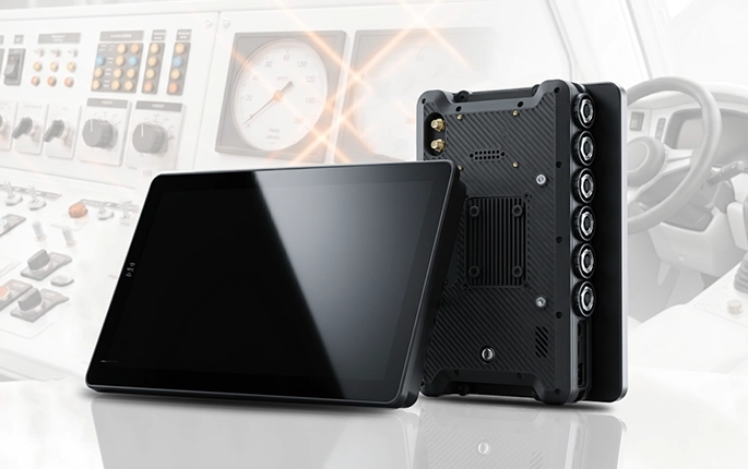 Panel PC embedded in industrial control cabinet