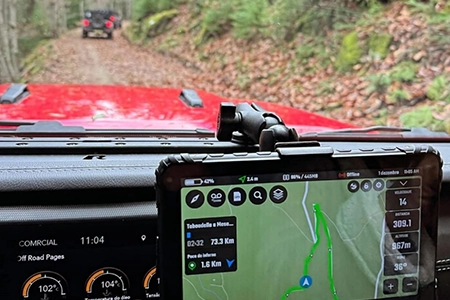Off-Grid Search & Rescue Navigation — MDT880 Case Study | TOPICON