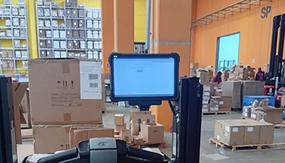 Warehouse Order Picker Tablet — WMS & Barcode Case | TOPICON